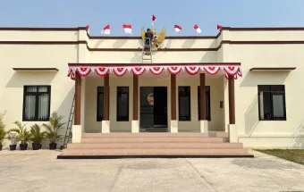 Balai Desa Kemutug Kidul Bergaya Istana Kepresidenan Jadi Daya Tarik Baru