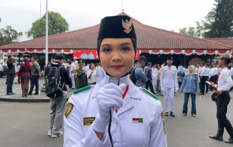 Nasywa Pinky Terpilih Jadi Pembawa Baki Paskibra Kabupaten Banyumas