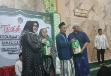 Wabup Banyumas Serahkan Bantuan kepada Warga Sokawera Cilongok