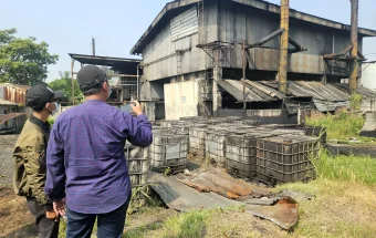Cemari Lingkungan Multidimensi, KLH Segel Pabrik Oli Tangerang