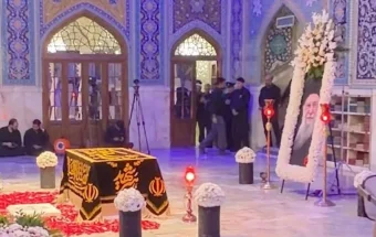 Indonesia Menjadi Pertama Berikan Penghormatan di Makam Ayatullah Khamenei