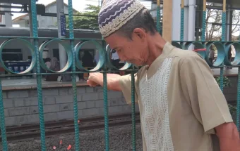 Peringati 100 Hari Kecelakaan Kereta Bekasi, Keluarga Korban Harapkan Keadilan