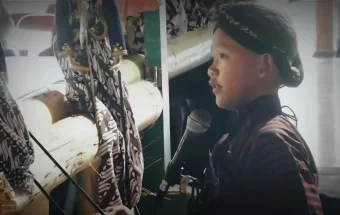 Theo, Dalang Cilik Gunungkidul, Yogyakarta yang Jatuh Hati pada Wayang