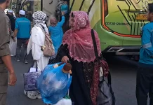 Cerita Kepulangan Jemaah Haji Samarinda Kloter BPN 4 di Gor Segiri