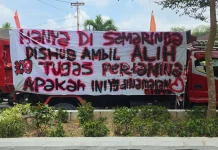 Ratusan Sopir Truk Samarinda Demo Minta Fuel Card Tak Diblokir, Ini Kata Andi Harun