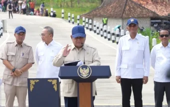 Presiden Prabowo Resmikan Jalan Daerah Sepanjang 1.151 Kilometer