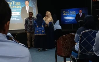 RRI Sumenep Antar Mohammad Arifin Memasuki Purnabakti