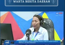 Siswa Kei Kecil Timur Pamerkan Produk Daur Ulang di Festival Hardiknas Malra