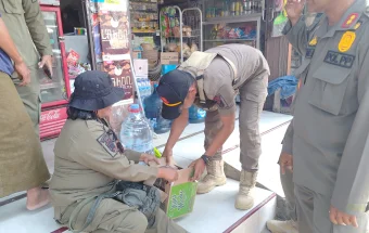 Petugas Gabungan Sita Lebih dari 10 ribu Batang Rokok Ilegal di Rembang