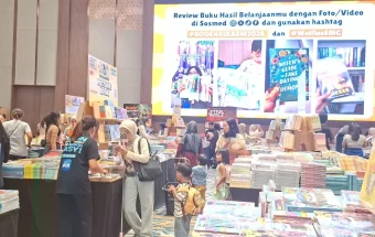 Selama Libur Sekolah, Bazar Buku Internasional Big Bad Wolf Diserbu Pengunjung