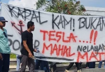 Aksi Nelayan Juwana Desak Penurunan Harga BBM Non Subsidi