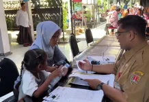 Beberapa Wali Murid Datangi Posko Aduan Disdik di Hari Pertama SPMB Kota Semarang