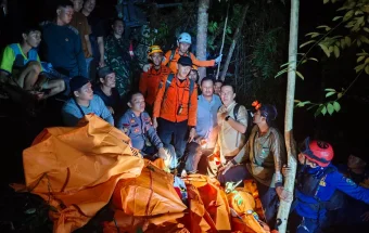 Tim Basarnas Menginap di lokasi Jatuhnya Helikopter PK-CFX