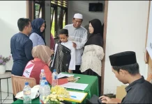 Momen Yayasan Annur Teminabuan Laksanakan Sunatan Massal Gratis