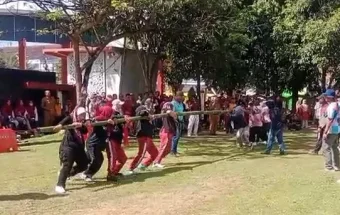 Dagongan Putri ASN Sumenep Bikin HUT RI Makin Seru
