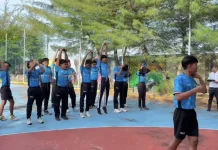 Mahasiswa Penjaskesrek UPI Sumenep Revitalisasi Permainan Tradisional