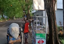 Kita Berbagi Sosial Berbagi dengan Nasi Bungkus Tujuan Akhirat