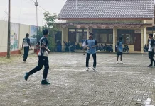 Video Mahasiswa PJKR UPI Sumenep Main Gobak Sodor di Sport Education Model