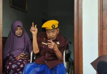 Siswa SMAN 2 Sumenep Dengarkan Kisah Veteran Pembebasan Irian Barat
