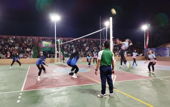 Berita Video - Pertandingan Final Rektor Cup Unija Voli Putri - RRI.c…