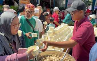 Berbagai Santunan hingga Sediakan Seribu Bakso, Sambut Milad ke-24 LAZISMU