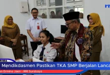 Mendikdasmen Pantau TKA Hari Kedua di Surabaya