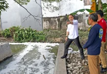 Sidak Avur Margorejo, Eri Ungkap Skema Baru Atasi Banjir Terintegrasi