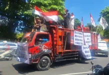 Aksi Solidaritas DKS Menggema, Seniman Surabaya Layangkan Tujuh Tuntutan