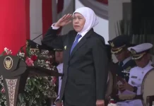Khofifah Tekankan Literasi Digital Generasi Alfa pada Peringatan Harkitnas 2026