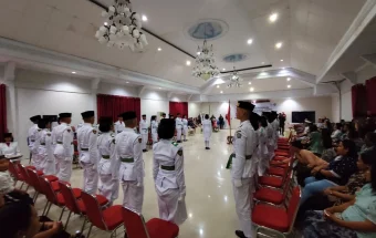 Bupati Michael Thungari Resmi Kukuhkan 30 Paskibraka Kabupaten Sangihe