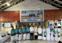 Bupati Thungari Lepas Sepuluh Calon Jemaah Haji Asal Sangihe