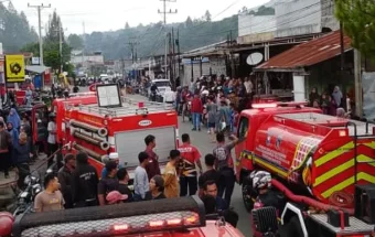 Kebakaran Hanguskan Rumah Warga di Pendere Saril, Bebesen