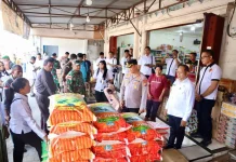 Forkopimda Talaud Sisir Pasar Cek Harga Bapok