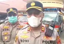 Polres Tarakan Bagikan Masker Lindungi Warga dari Kepungan Asap Karhutla