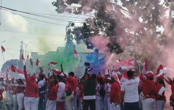 RSUD Karel Sadsuitubun Tampilkan Yel-Yel Semangat Kemerdekaan di Hadapan Bupati