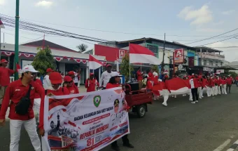 Yel-Yel Kebangsaan Semarakkan Kirab Merah Putih di Langgur