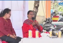 Petronela Savsavubun Tegaskan Pentingnya Merawat Tradisi Yelim Khas Pulau Kei