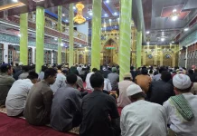 Ratusan Jemaah Padati Malam Pertama Tarawih di Masjid Nurul Hidayah Wa