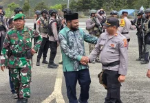 Wabup Lanny Jaya Pimpin Apel Pengamanan Malam Takbiran