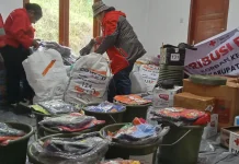 Penyaluran Bantuan Masyarakat Terdampak Kebakaran DiTolikara Oleh PMI Papua