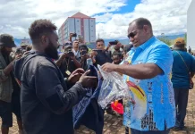 Dorong Perbaikan Ekonomi Pelaku UMKM dan Tukang Ojek di Wamena, Bupati Berikan Bant