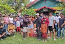 KKSS Papua Pegunungan Serahkan Bantuan bagi Pengungsi di Distrik Maima