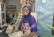 Pesanan Membludak Jelang Iduladha, Perajin Besek di Bantul Kewalahan