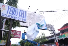 Satgas Tertibkan Reklame dan Spanduk Tak Berizin di Jember