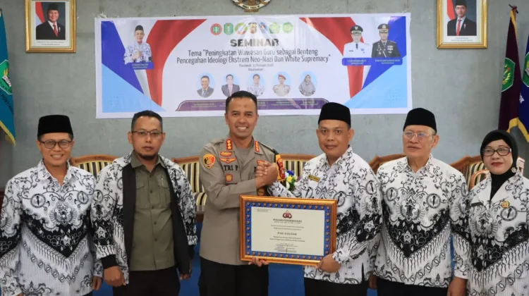 PGRI Kalbar Gelar Seminar Cegah Ideologi Ekstrem Neo-Nazi