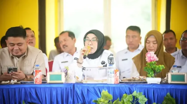 Bupati Tekankan Pemerataan Status Desa Mandiri
