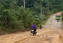 Warga Kutai Barat Desak Aturan Tegas Jalan Rusak