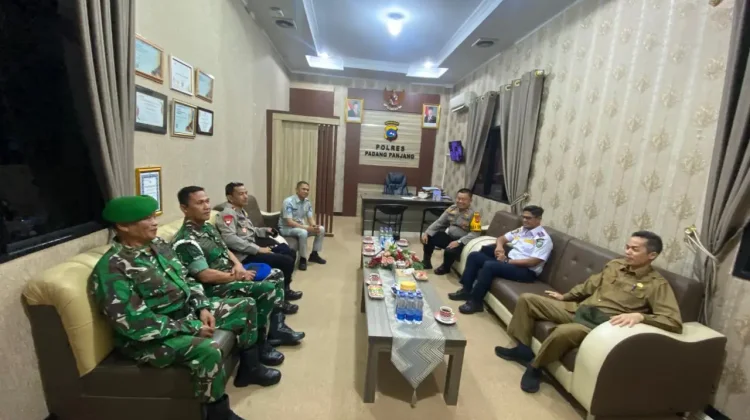 Cegah Kecelakaan Beruntun: Jasa Raharja dan FLLAJ Padang Panjang Turun