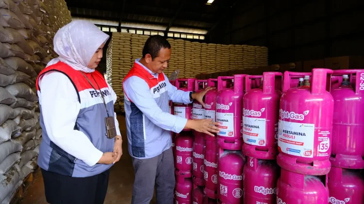 Korban Banjir di Pidie Jaya Terima Bantuan Air Bersih dan Gas LPG