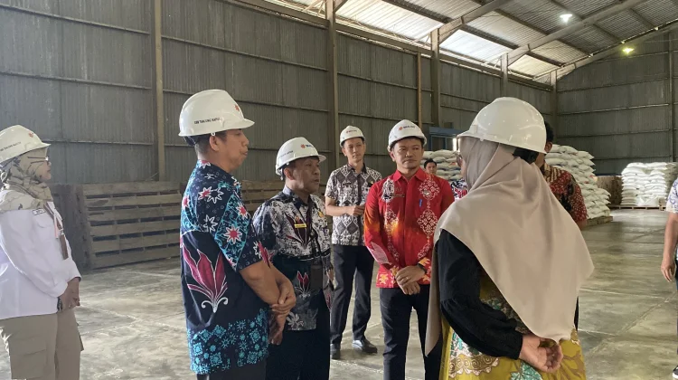 Pemkab Sanggau Sidak Pasar jelang Ramadan dan Imlek